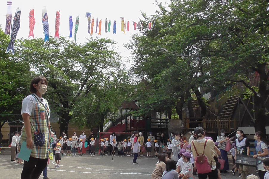 年長組『母の日』にちなんだ集いの様子