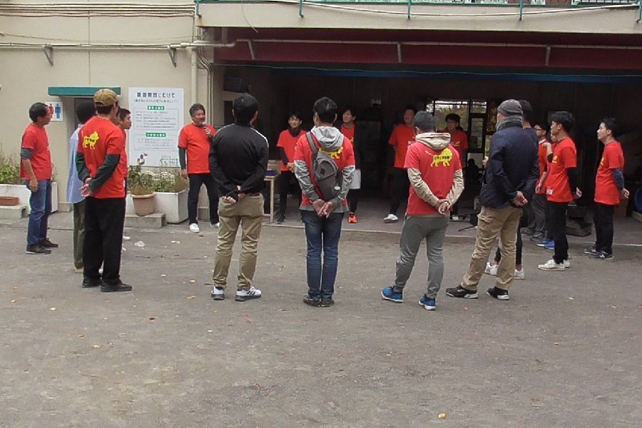 おやじ倶楽部 秋の園庭開放イベント『ミニ運動会＆BBQ』の様子