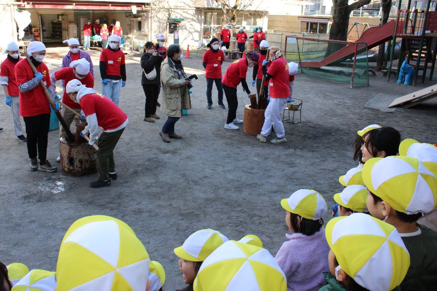 『もちつき』の様子