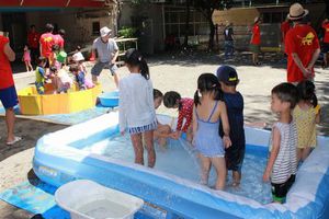 おやじ倶楽部 夏の園庭開放イベントの様子