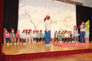 年少組「はっぴょうかい」の様子