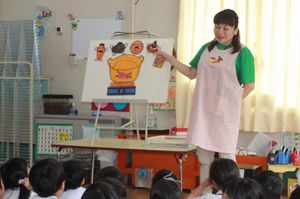 年長組クッキング第三弾『カレー給食へ向けて・・・』の様子