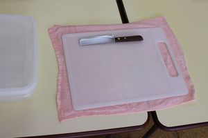 年中組クッキング『おみそしるを作ろう』の様子